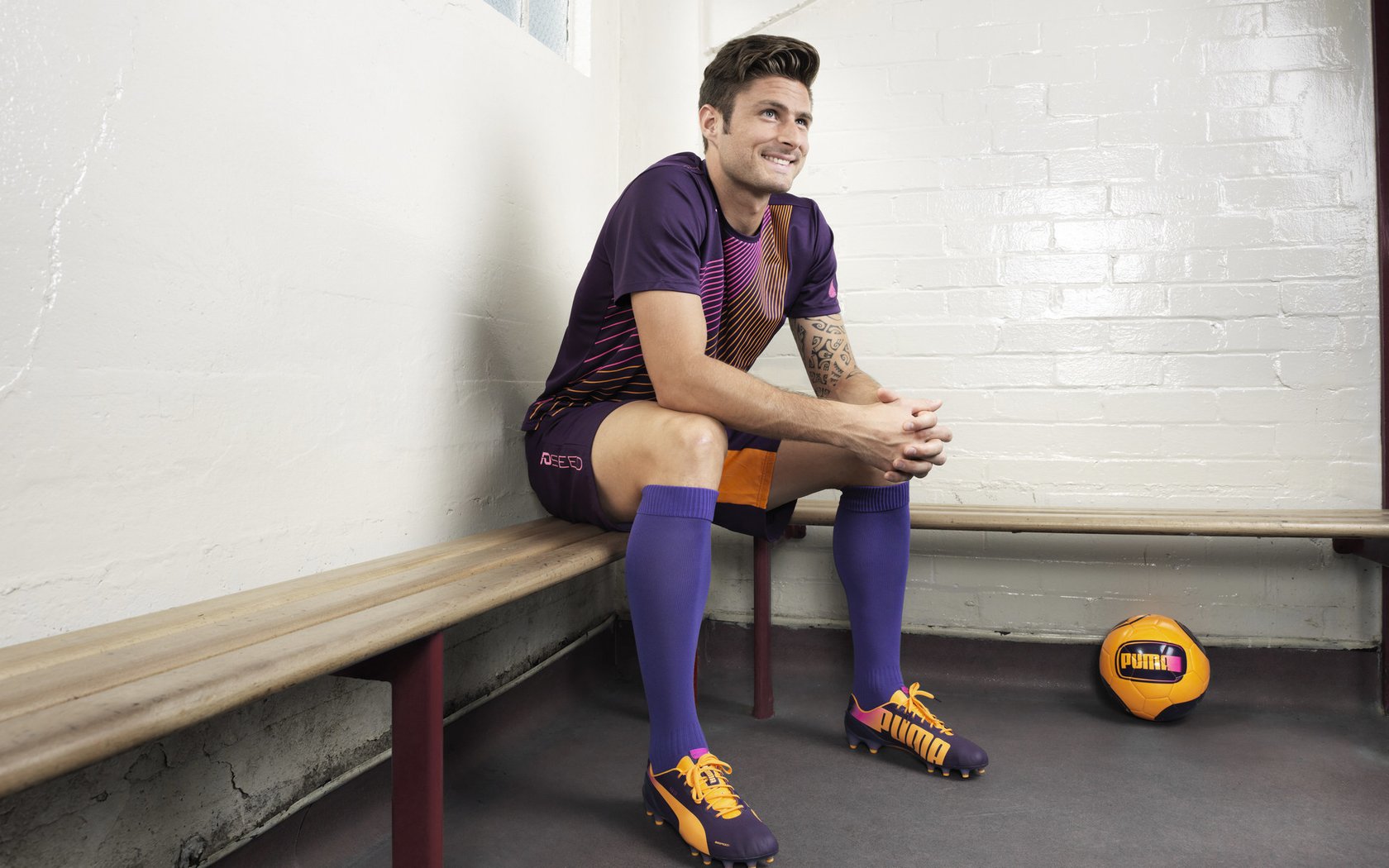 QQ飞车全新速度挑战赛激烈开战,极速飙车竞速体验,qq飞车手游qs极速