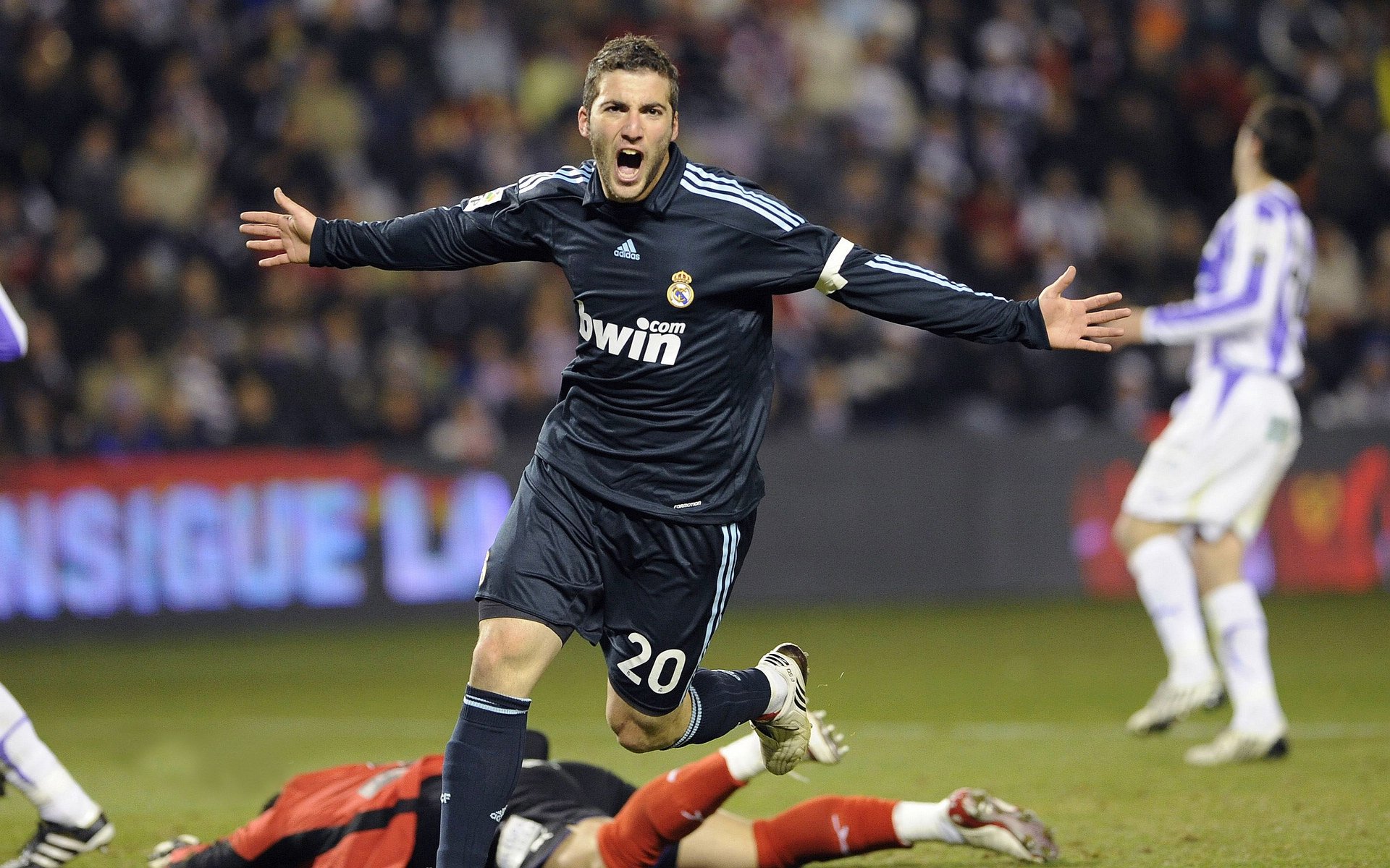 QQ飞车极速王者挑战赛,速度与激情的终极比拼,qq飞车2011极速王者